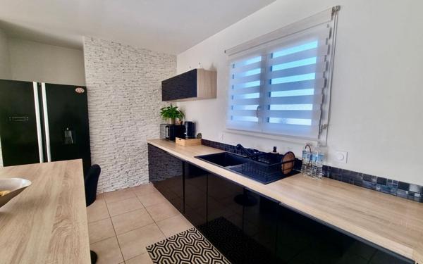 Maison à vendre    2 pièces • 110 m2 Montbartier