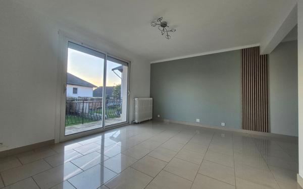 Maison à vendre    4 pièces •  Villiers-en-Lieu