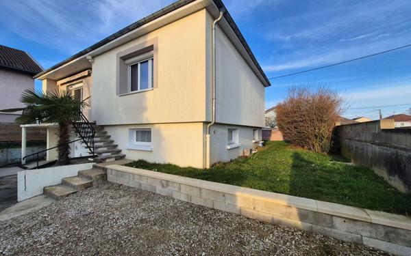 Maison à vendre    4 pièces •  Villiers-en-Lieu