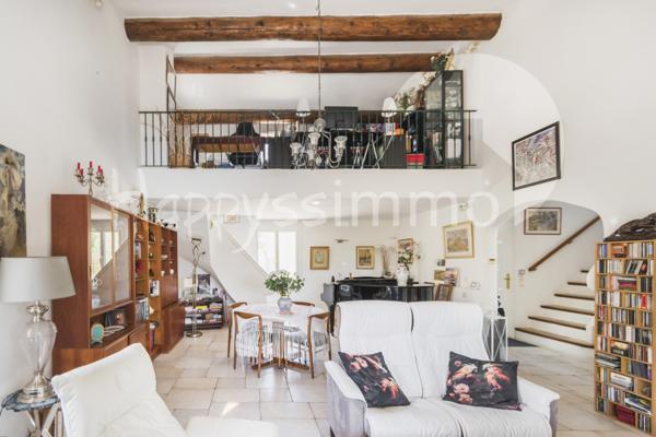 Maison
                                                                                                                                                                                                                                                                                                                        6 pièce(s)                                                                                                                                                                                                          4 chambre(s)                                                                                                                                                                                                          149.63  m²