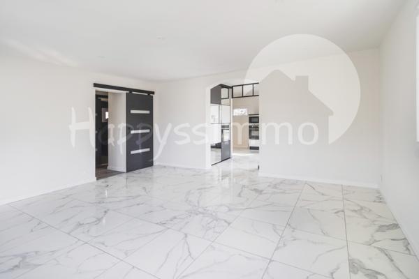 Maison
                                                                                                                                                                                                                                                                                                                        7 pièce(s)                                                                                                                                                                                                          4 chambre(s)                                                                                                                                                                                                          160  m²