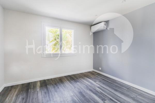 Maison
                                                                                                                                                                                                                                                                                                                        7 pièce(s)                                                                                                                                                                                                          4 chambre(s)                                                                                                                                                                                                          160  m²