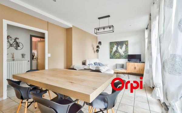 Appartement à vendre    5 pièces • 75 m2 Oullins