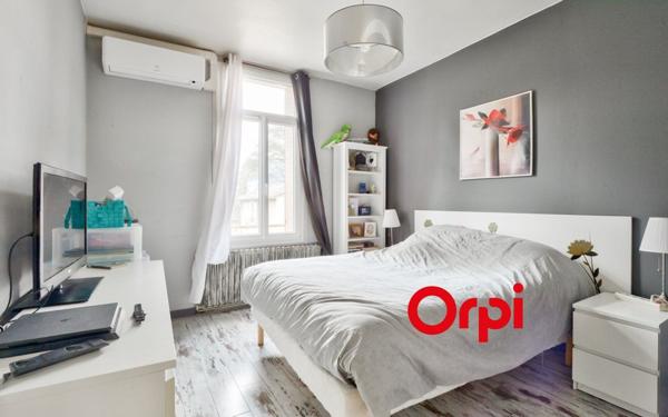 Appartement à vendre    5 pièces • 75 m2 Oullins