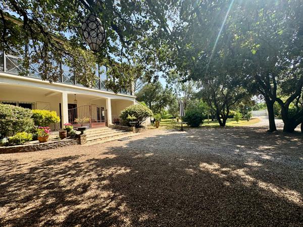 Maison Nimes 8 pièce(s) 246.39 m2