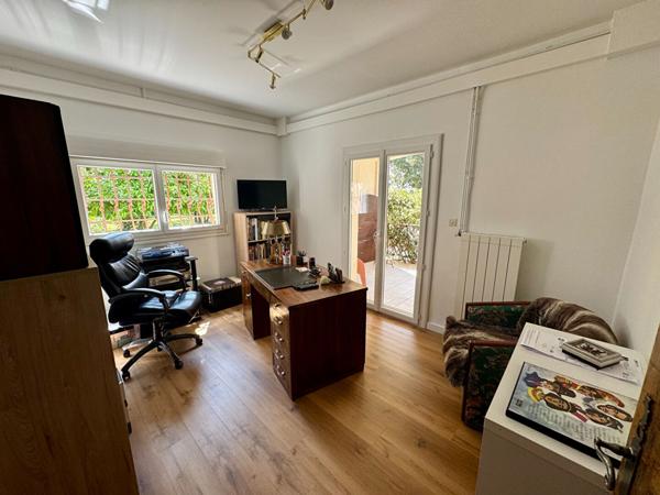 Maison Nimes 8 pièce(s) 246.39 m2