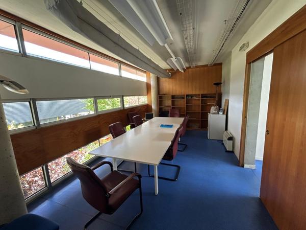 Bureaux à louer avec parking clos et sécurisé - ZFU - 13016 Marseille