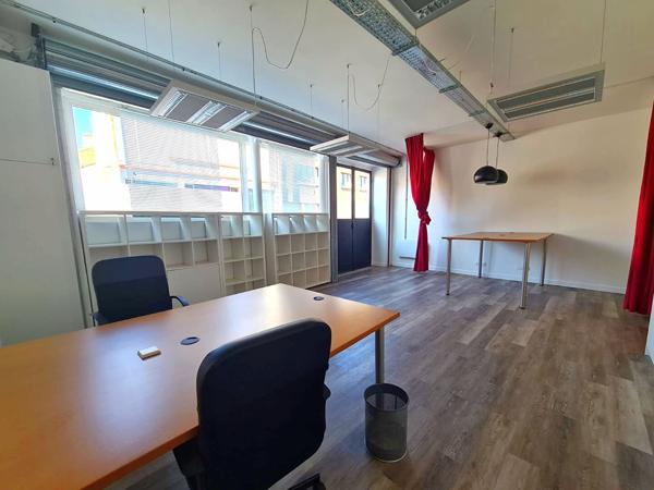 Local professionnel 62 m² - Ivry-sur-Seine