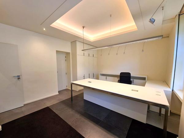 Local professionnel 62 m² - Ivry-sur-Seine
