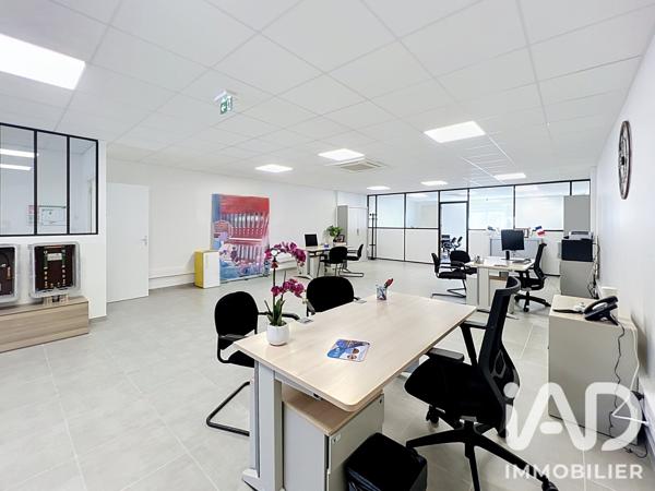 Murs commerciaux  à vendre 260 m² Brie-Comte-Robert