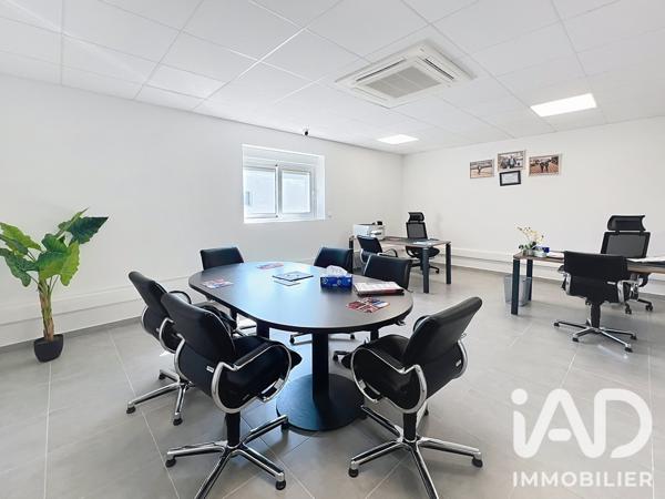 Murs commerciaux  à vendre 260 m² Brie-Comte-Robert