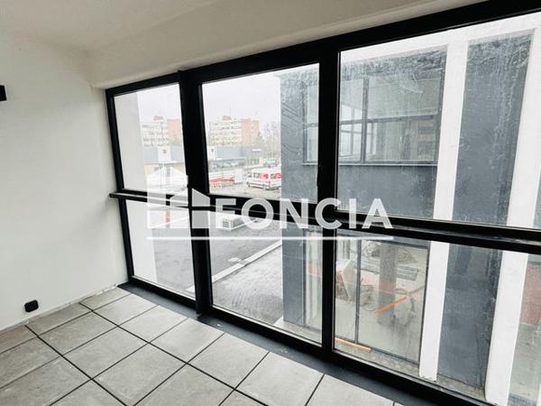 Location Appartement 2 pièces 48 m² - AVENUE DE BOLLAERT Lens 62300