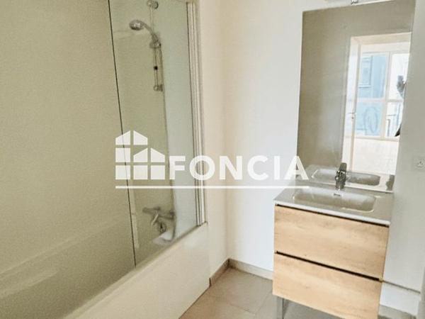 Location Appartement 2 pièces 48 m² - AVENUE DE BOLLAERT Lens 62300