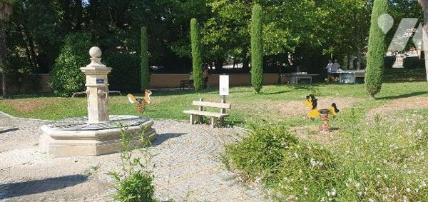 A vendre - Gréoux-Les-Bains (04) - Alpes de Haute Provence: Appartement meublé de type 2 d'env ...