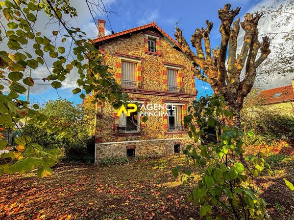 Sartrouville - Les Dix Arpents - Maison 8 pièces 134.15 m2 €599 000 ** - Référence 9531