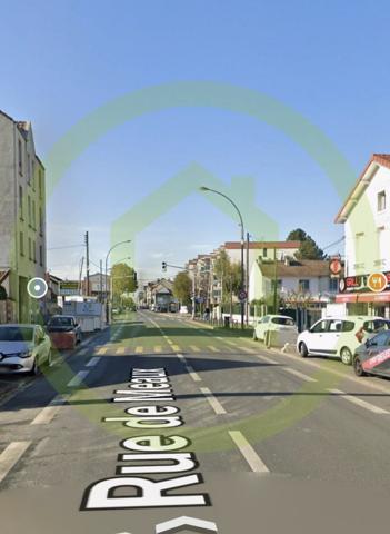 Local commercial à VAUJOURS (93410)