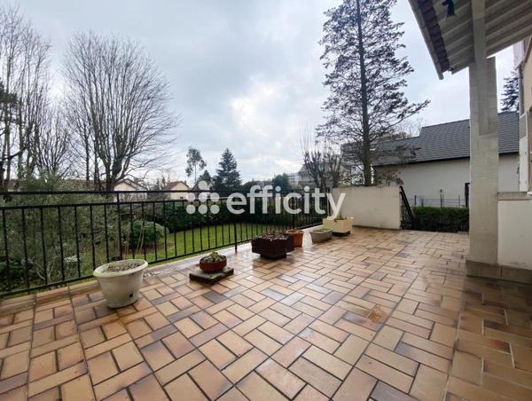 Maison 8 pièces - 170 m²