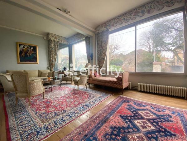 Maison 8 pièces - 170 m²