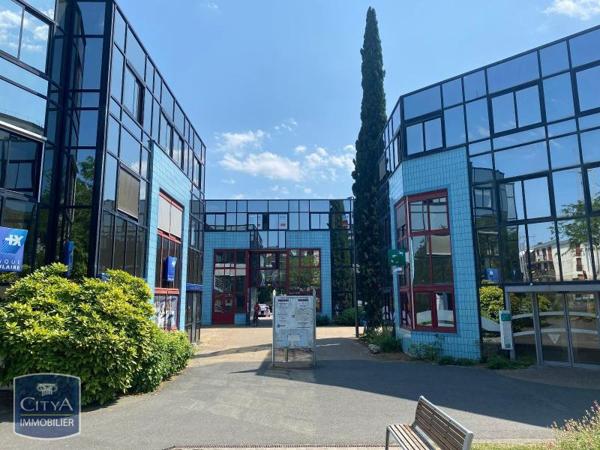 Local professionnel à louer