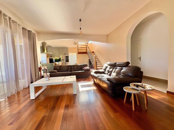 Magnifique Villa avec Piscine et Jacuzzi