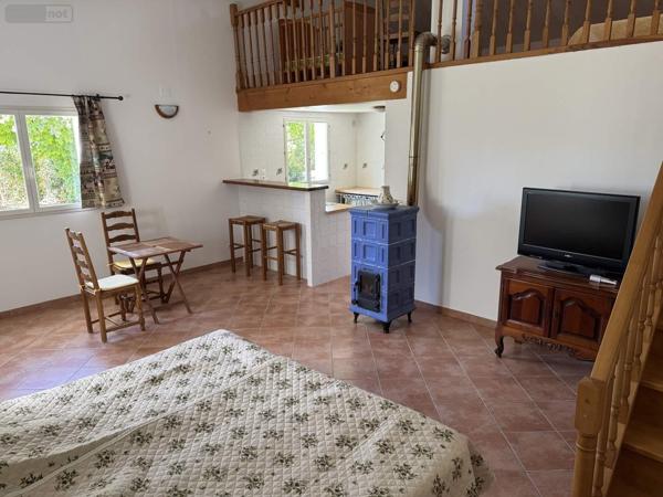 Maison à vendre à Camaret-sur-Aigues dans le Vaucluse (84850), ref : 044/2025/107