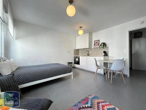 Appartement à louer 1 pièce 28m² Lyon (69007)