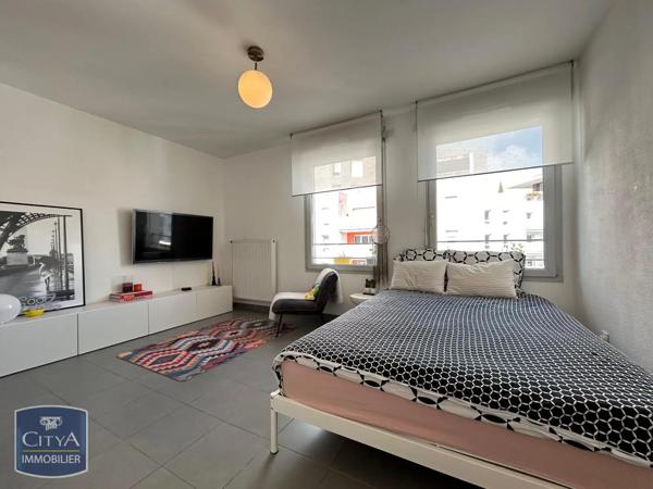Appartement à louer 1 pièce 28m² Lyon (69007)