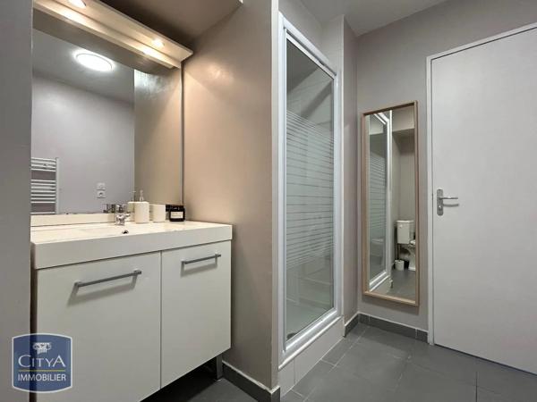 Appartement à louer 1 pièce 28m² Lyon (69007)