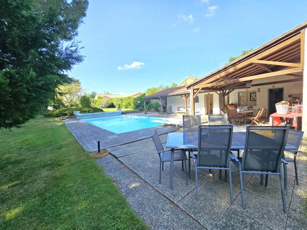 À VENDRE – Champtoceaux – Propriété d’exception dans un écrin de verdure à 600m du bourg