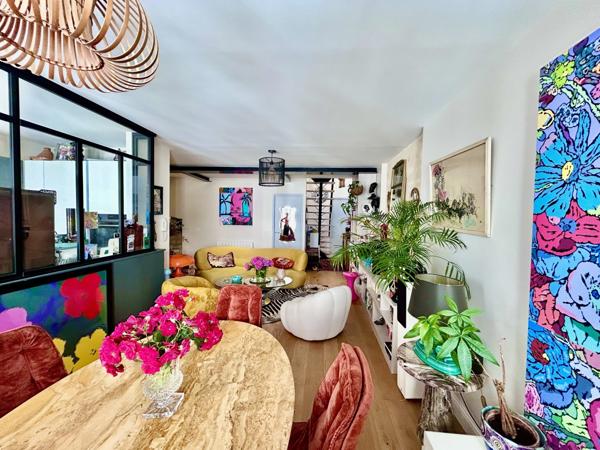 bdx centre,duplex, traversant,calme,lumieux,terrasse