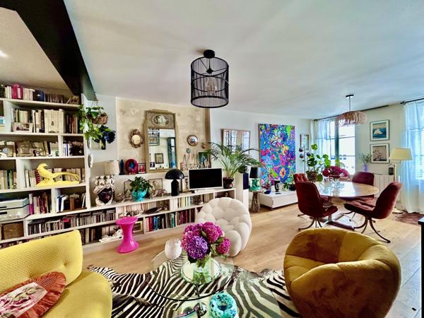 bdx centre,duplex, traversant,calme,lumieux,terrasse