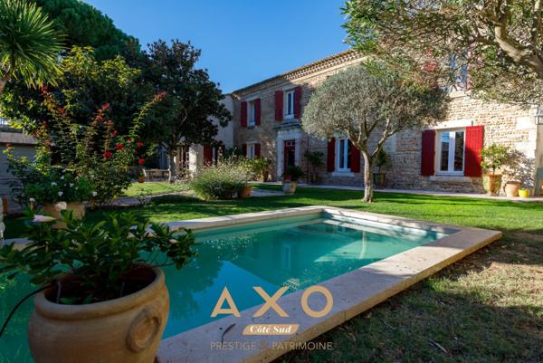 GÉNÉRAC - MAISON DE CARACTÈRE  10 PIÈCES  290 M²  PISCINE - TERRAIN 650 M² CLOS - 1 060 000 