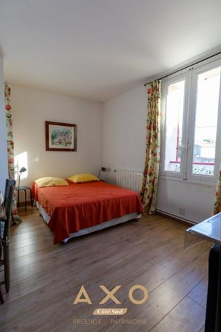 GÉNÉRAC - MAISON DE CARACTÈRE  10 PIÈCES  290 M²  PISCINE - TERRAIN 650 M² CLOS - 1 060 000 