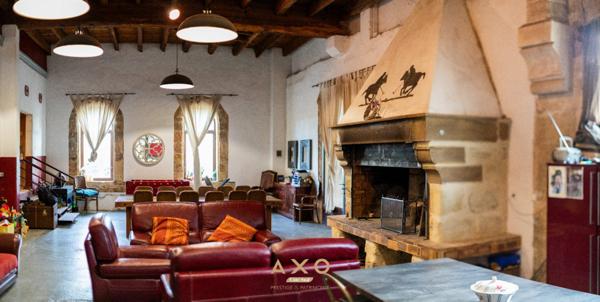 AIMARGUES - ANCIEN CHAI - T6 -  260 M2 - TERRAIN - 5 000 M2 - 780 000 