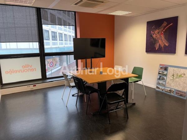 Bureaux à louer à Tourcoing - Immeuble ERP 5, climatisé avec terrasse et jardin privatif