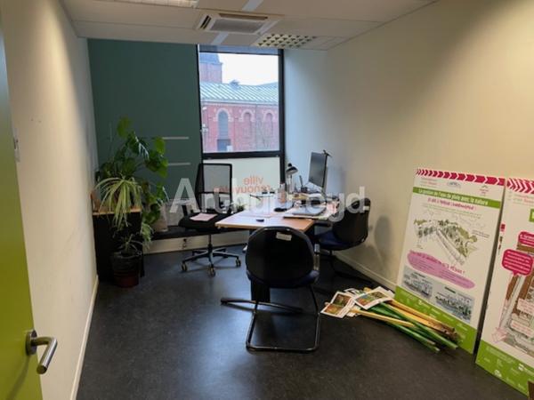 Bureaux à louer à Tourcoing - Immeuble ERP 5, climatisé avec terrasse et jardin privatif