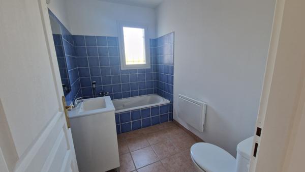 Lorgues (83510) Maison 5 pièces 3 chambres, avec garage dans le village...