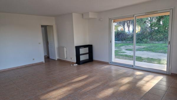 Lorgues (83510) Maison 5 pièces 3 chambres, avec garage dans le village...