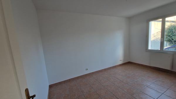 Lorgues (83510) Maison 5 pièces 3 chambres, avec garage dans le village...