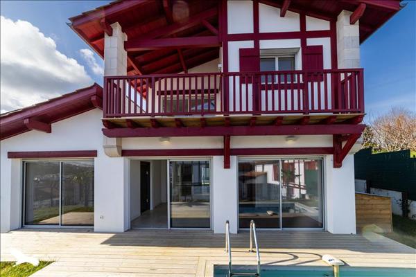 Maison à vendre |  Urrugne |  5 pièces | 111 m²