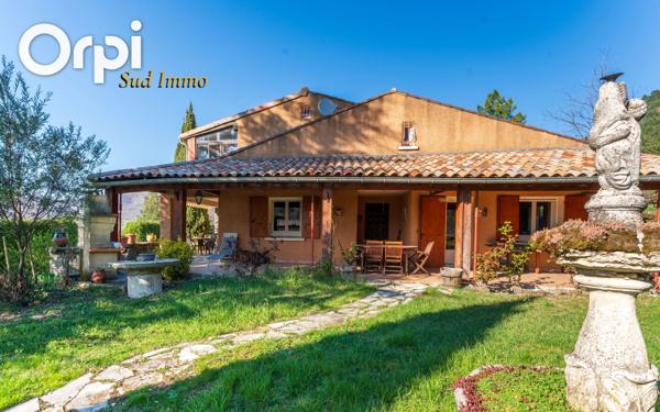 Maison à vendre    6 pièces •  Saint-Étienne-de-Boulogne