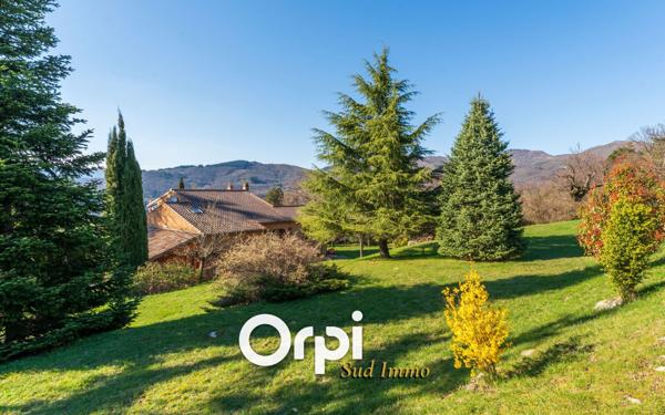 Maison à vendre    6 pièces •  Saint-Étienne-de-Boulogne