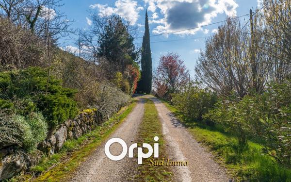 Maison à vendre    6 pièces •  Saint-Étienne-de-Boulogne