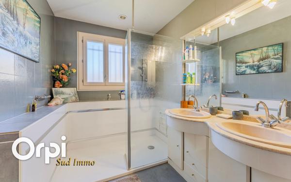 Maison à vendre    6 pièces •  Saint-Étienne-de-Boulogne