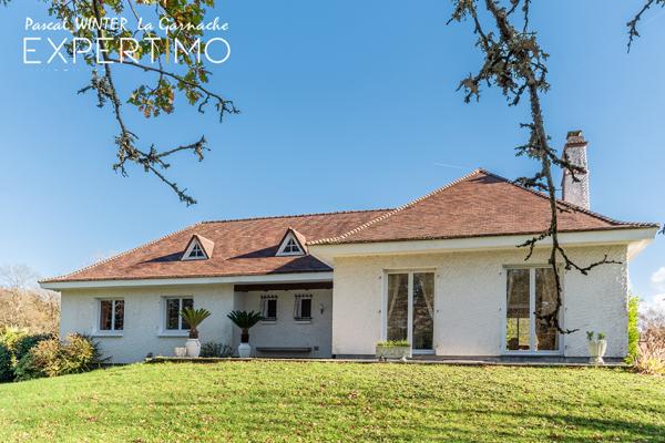 Challans (85300) Luxueuse maison d'architecte 200m² à Challans avec piscine