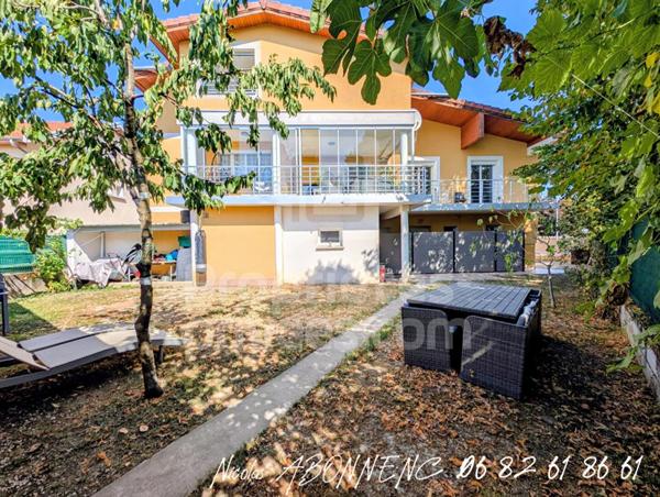 Maison Le Pont De Claix 9 pièce(s) 250 m2