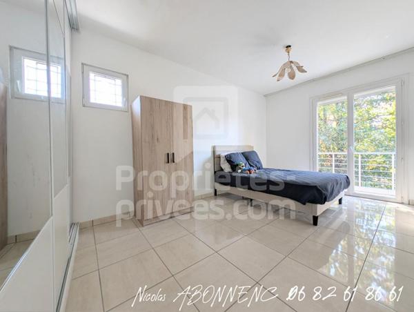 Maison Le Pont De Claix 9 pièce(s) 250 m2