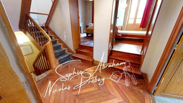 Maison de caractère, 5 chambres, grange et grand jardin clos