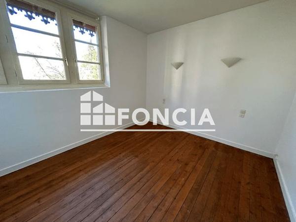 Location Appartement 3 pièces 75.24 m² - 59 TER AVENUE DE VERDUN La Ferte Bernard 72400