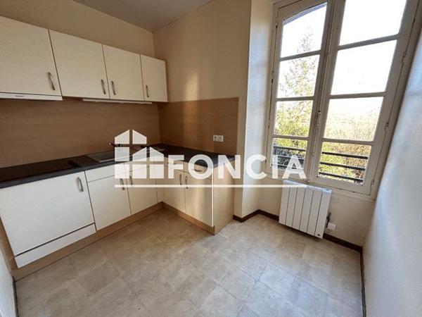 Location Appartement 3 pièces 75.24 m² - 59 TER AVENUE DE VERDUN La Ferte Bernard 72400